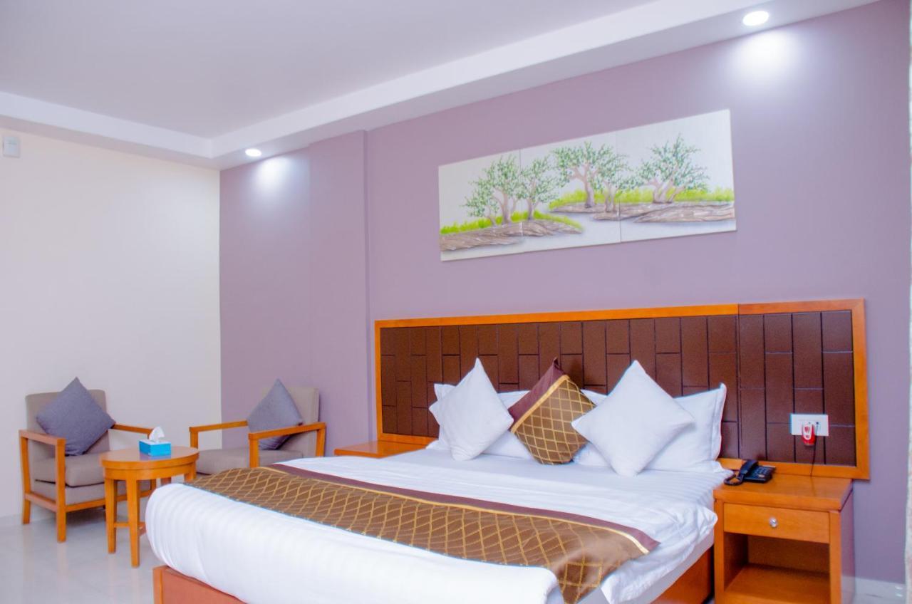 קינשאסה Hotel Platinum מראה חיצוני תמונה