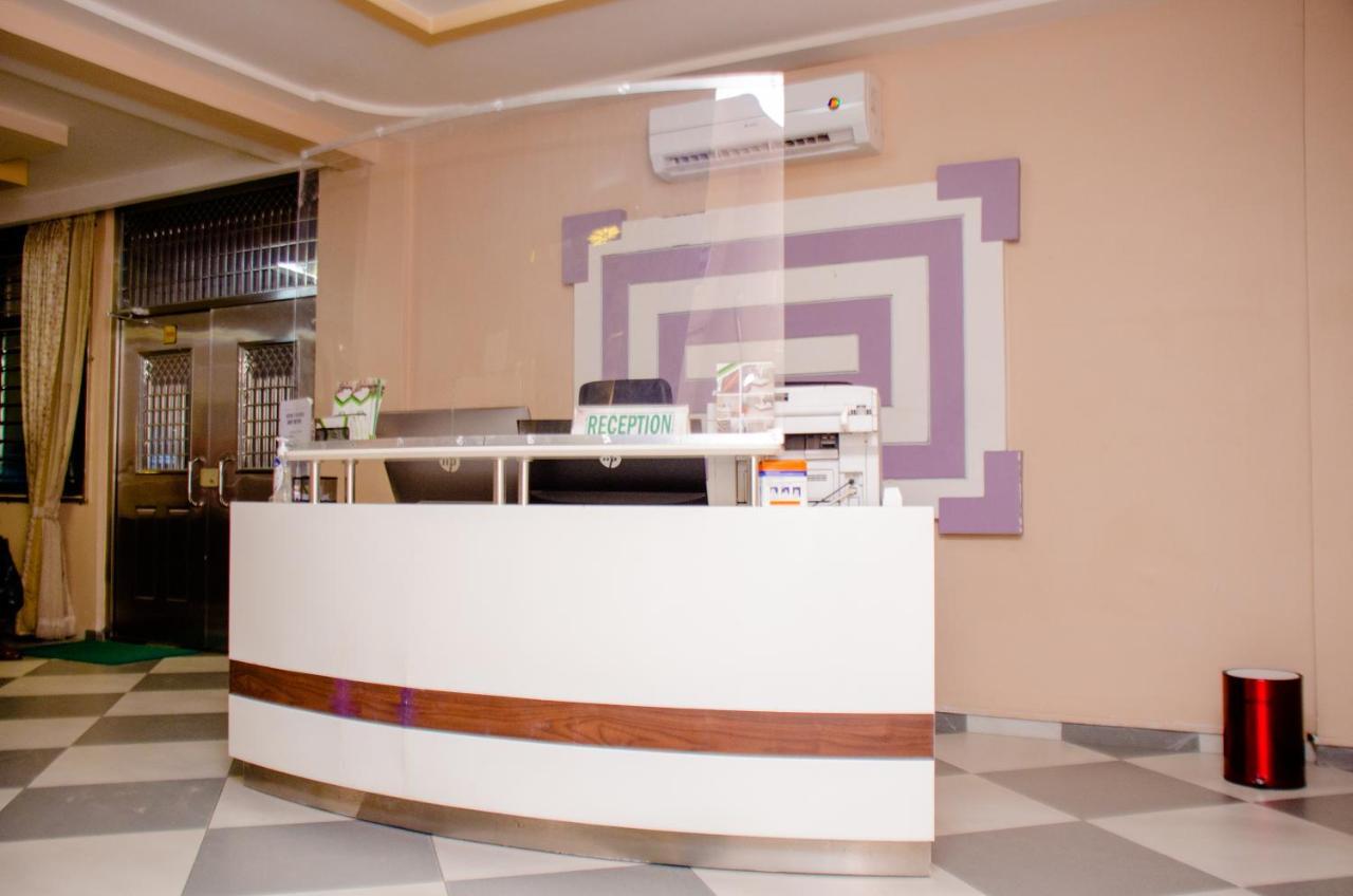 קינשאסה Hotel Platinum מראה חיצוני תמונה