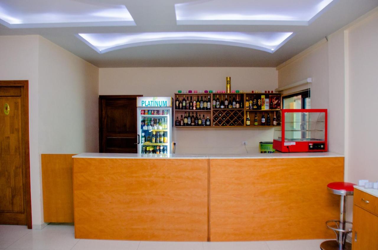 קינשאסה Hotel Platinum מראה חיצוני תמונה