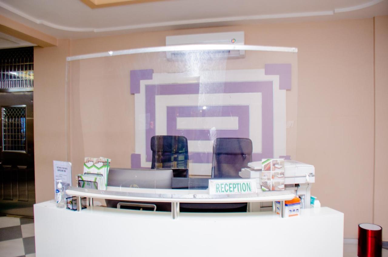 קינשאסה Hotel Platinum מראה חיצוני תמונה