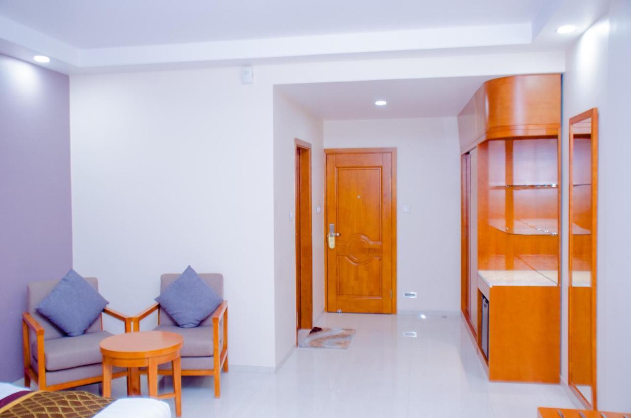 קינשאסה Hotel Platinum מראה חיצוני תמונה