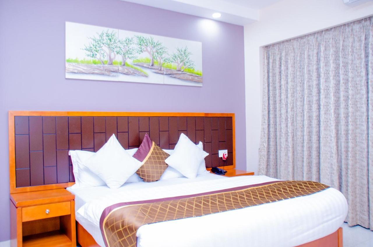 קינשאסה Hotel Platinum מראה חיצוני תמונה