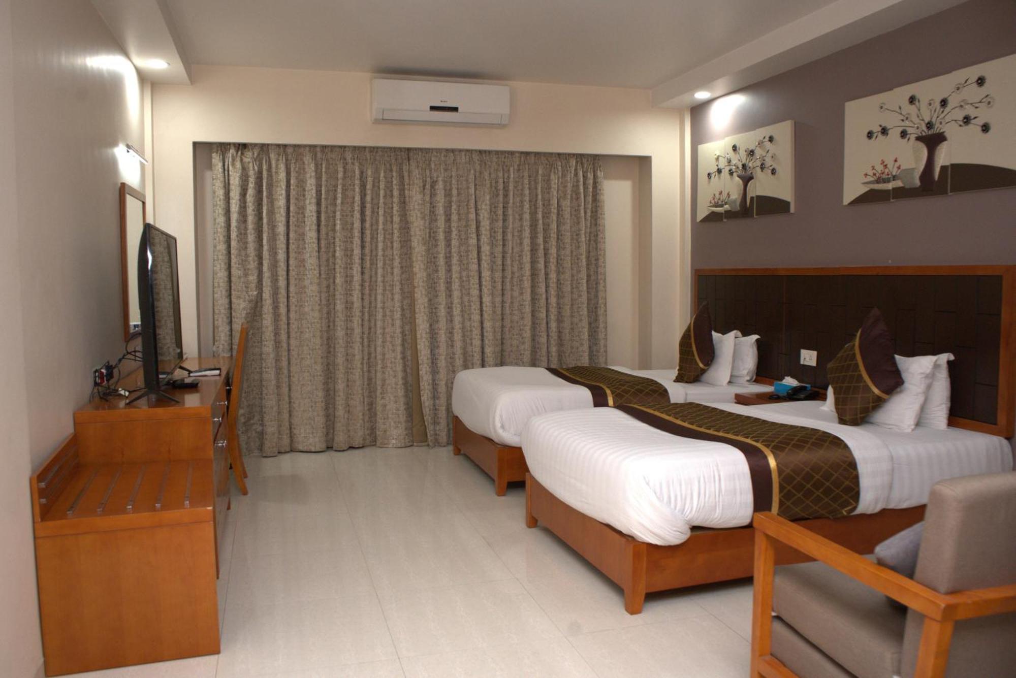 קינשאסה Hotel Platinum מראה חיצוני תמונה